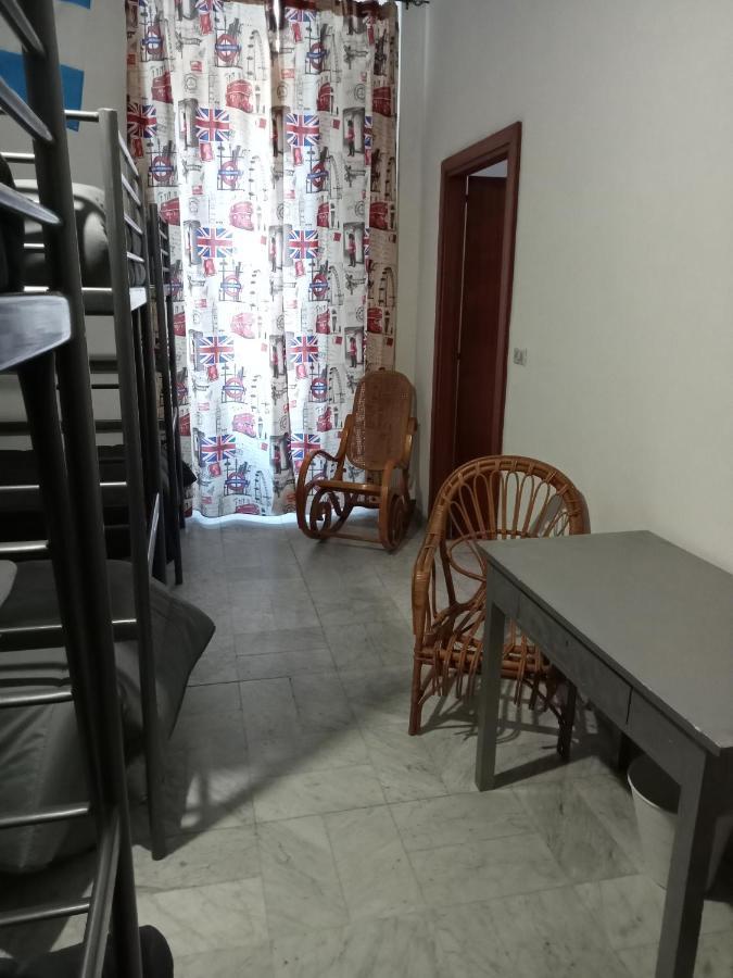 Dama Hostelbb Naples Exterior photo